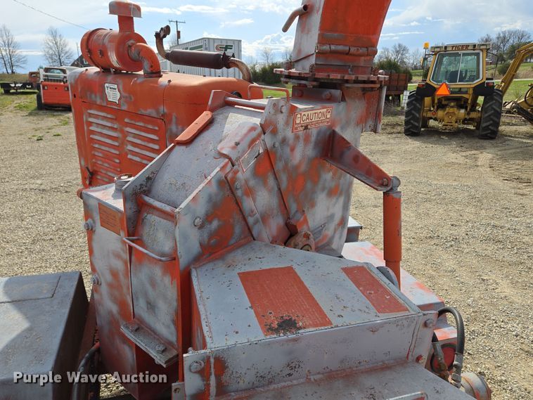 image for item EM7023 Wood chipper