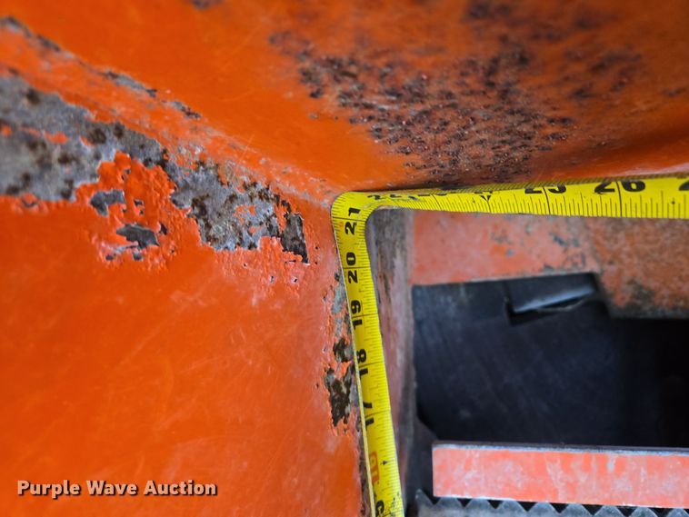 image for item EM7023 Wood chipper