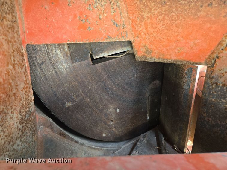 image for item EM7023 Wood chipper