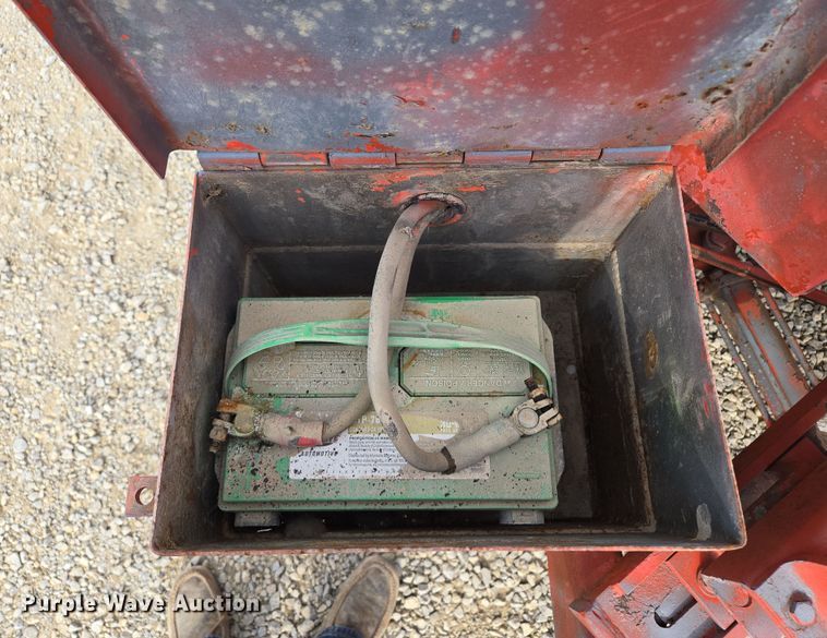 image for item EM7023 Wood chipper