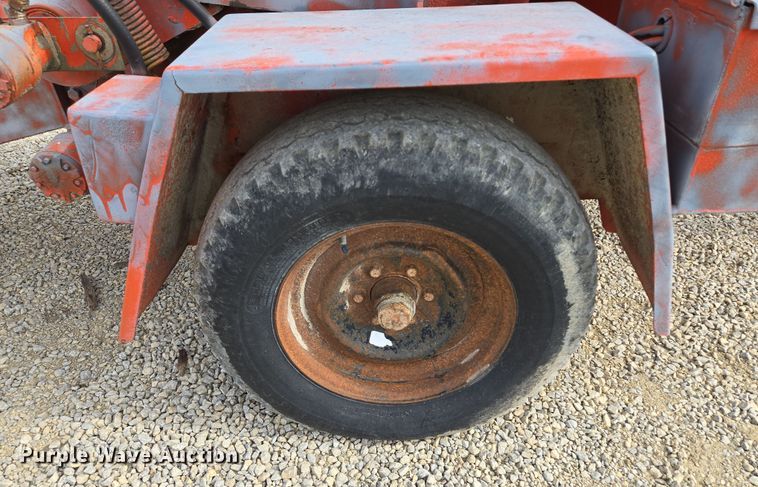 image for item EM7023 Wood chipper