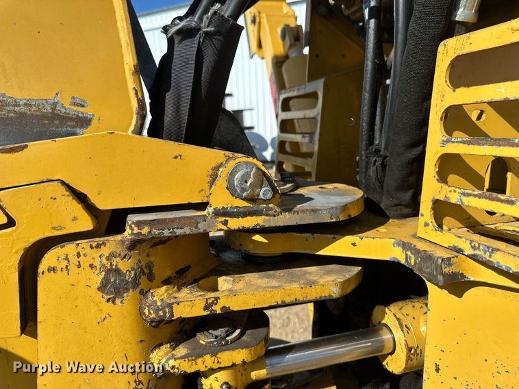 image for item EN3015 1999 Vermeer  P125 Renegade vibratory cable plow