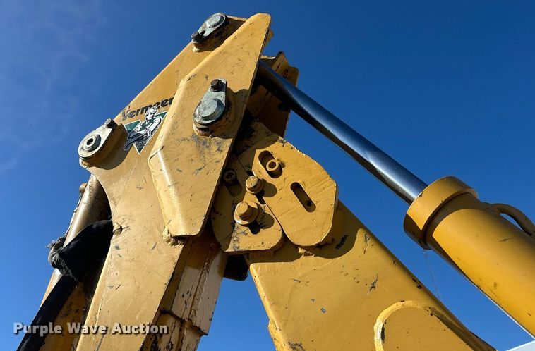 image for item EN3015 1999 Vermeer  P125 Renegade vibratory cable plow