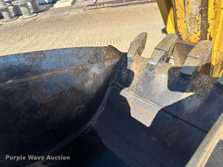 image for item EN3015 1999 Vermeer  P125 Renegade vibratory cable plow