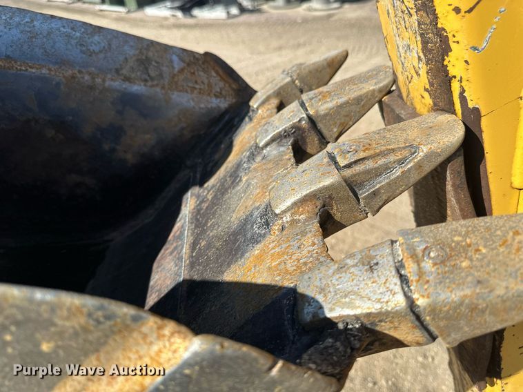 image for item EN3015 1999 Vermeer  P125 Renegade vibratory cable plow