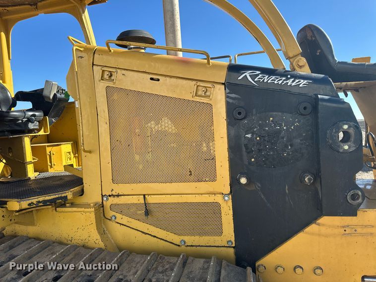 image for item EN3015 1999 Vermeer  P125 Renegade vibratory cable plow