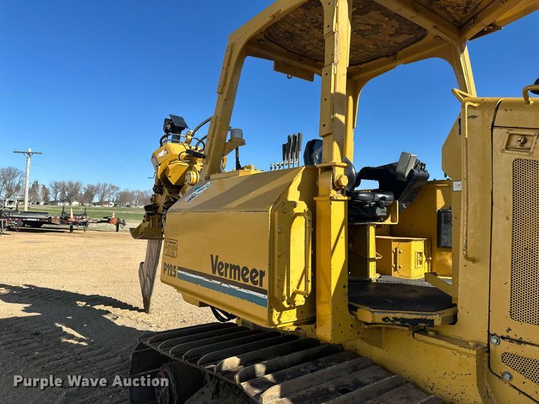 image for item EN3015 1999 Vermeer  P125 Renegade vibratory cable plow