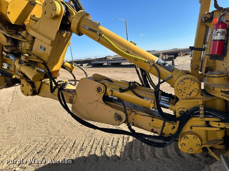 image for item EN3015 1999 Vermeer  P125 Renegade vibratory cable plow