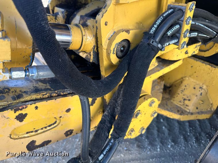 image for item EN3015 1999 Vermeer  P125 Renegade vibratory cable plow