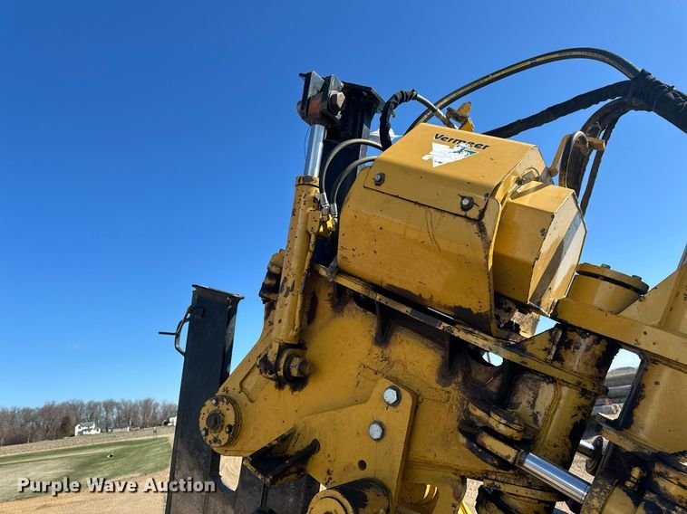 image for item EN3015 1999 Vermeer  P125 Renegade vibratory cable plow