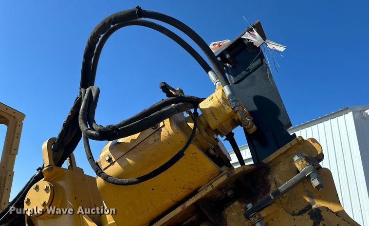 image for item EN3015 1999 Vermeer  P125 Renegade vibratory cable plow