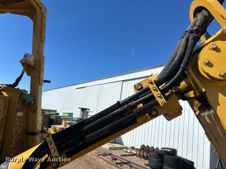 image for item EN3015 1999 Vermeer  P125 Renegade vibratory cable plow