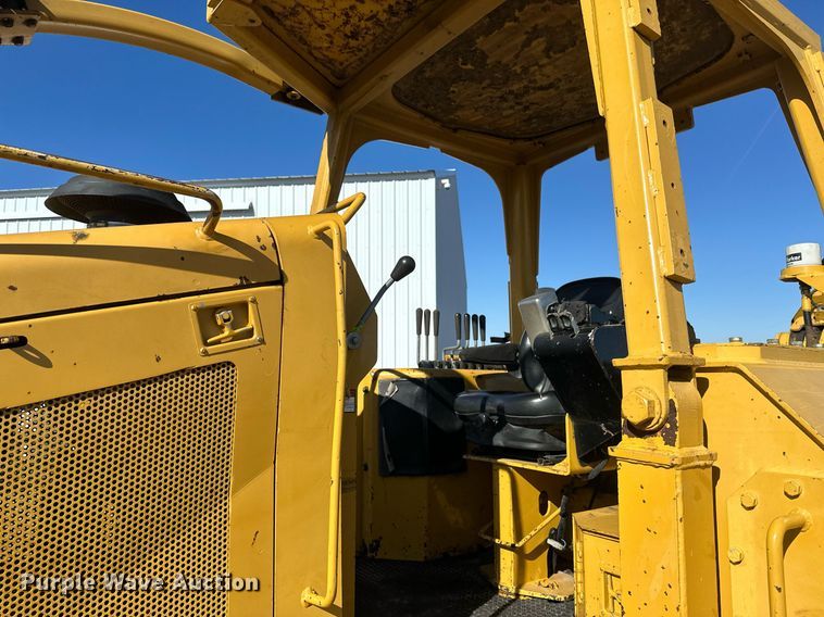 image for item EN3015 1999 Vermeer  P125 Renegade vibratory cable plow