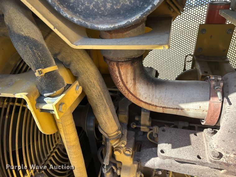 image for item EN3015 1999 Vermeer  P125 Renegade vibratory cable plow