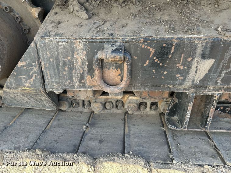 image for item EN3015 1999 Vermeer  P125 Renegade vibratory cable plow