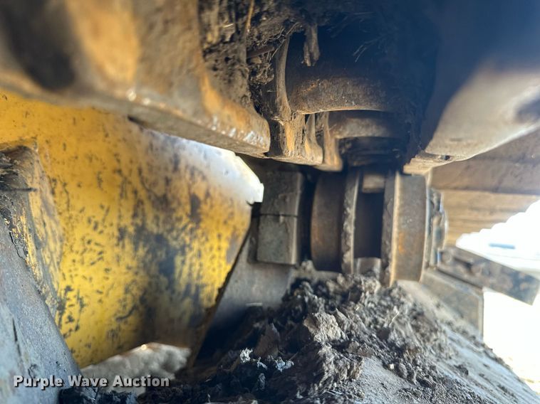 image for item EN3015 1999 Vermeer  P125 Renegade vibratory cable plow