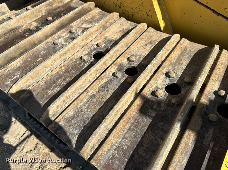 image for item EN3015 1999 Vermeer  P125 Renegade vibratory cable plow