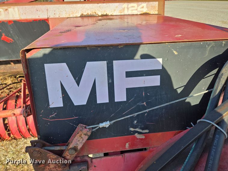 image for item EN3558 Massey Ferguson 124 small square baler