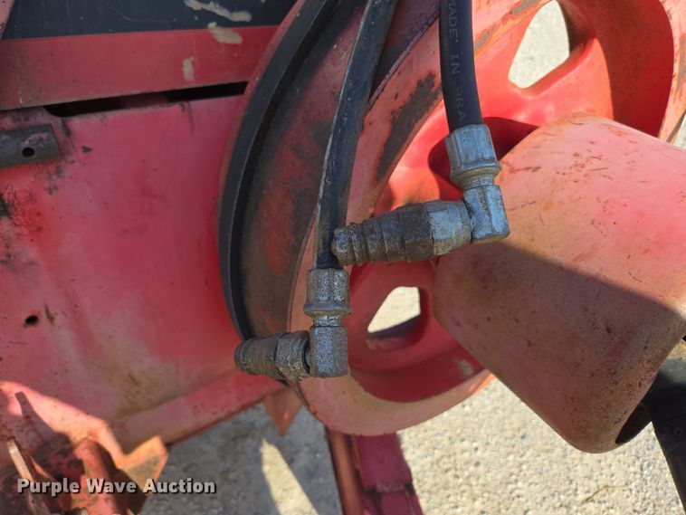 image for item EN3558 Massey Ferguson 124 small square baler