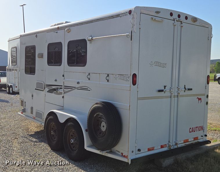 image for item EN3559 2001 Titan Trailer Mfg. Inc. horse trailer