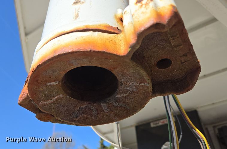 image for item EN3559 2001 Titan Trailer Mfg. Inc. horse trailer