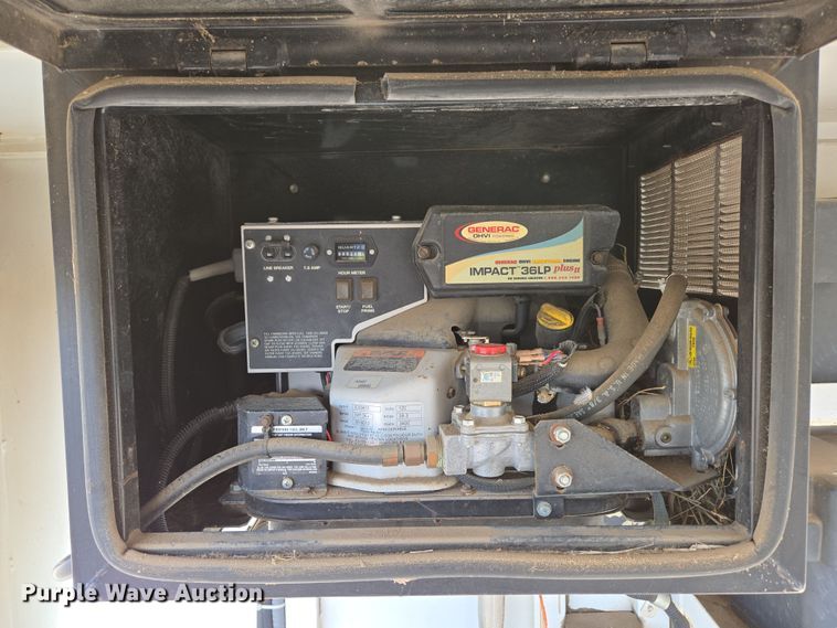 image for item EN3559 2001 Titan Trailer Mfg. Inc. horse trailer