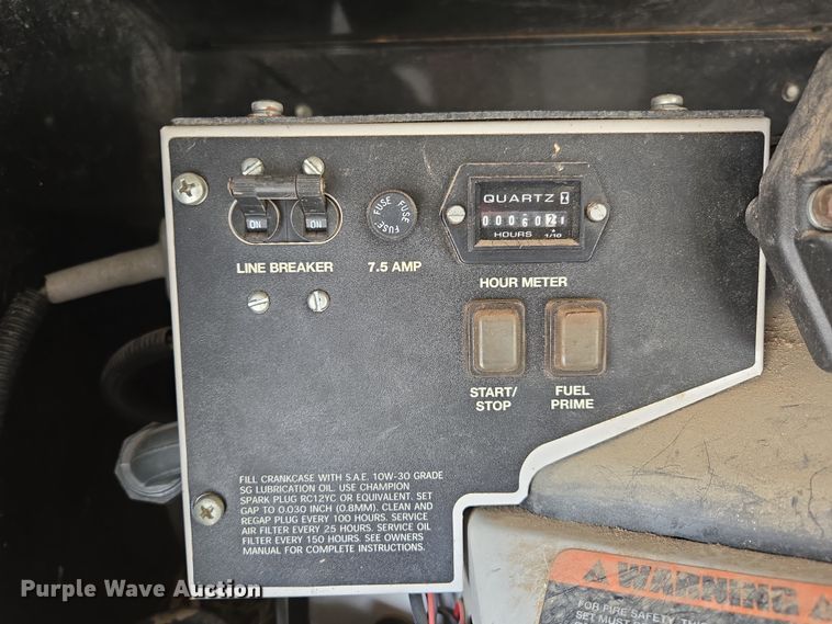 image for item EN3559 2001 Titan Trailer Mfg. Inc. horse trailer