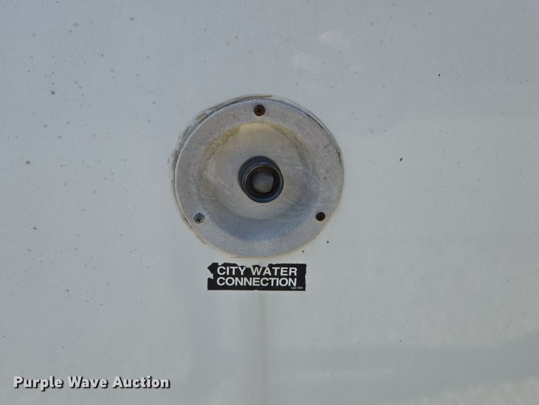 image for item EN3559 2001 Titan Trailer Mfg. Inc. horse trailer