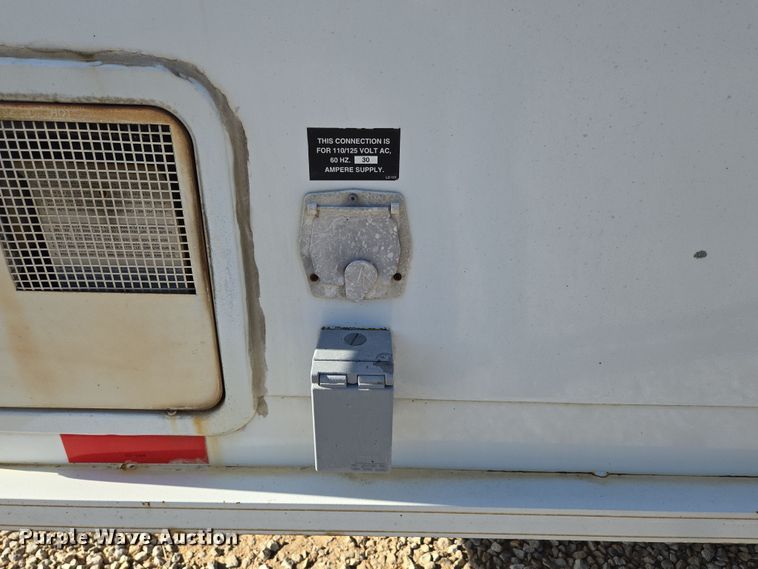 image for item EN3559 2001 Titan Trailer Mfg. Inc. horse trailer