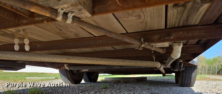 image for item EN3559 2001 Titan Trailer Mfg. Inc. horse trailer