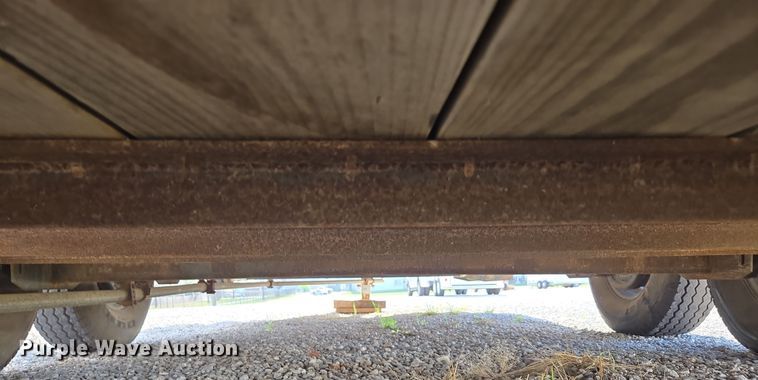 image for item EN3559 2001 Titan Trailer Mfg. Inc. horse trailer