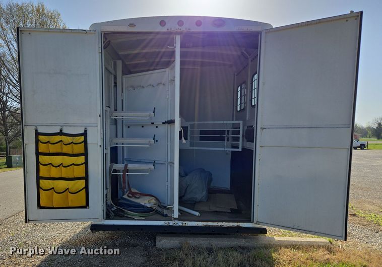 image for item EN3559 2001 Titan Trailer Mfg. Inc. horse trailer