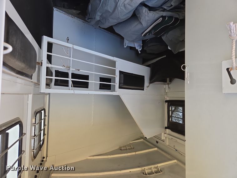 image for item EN3559 2001 Titan Trailer Mfg. Inc. horse trailer