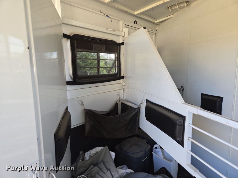 image for item EN3559 2001 Titan Trailer Mfg. Inc. horse trailer