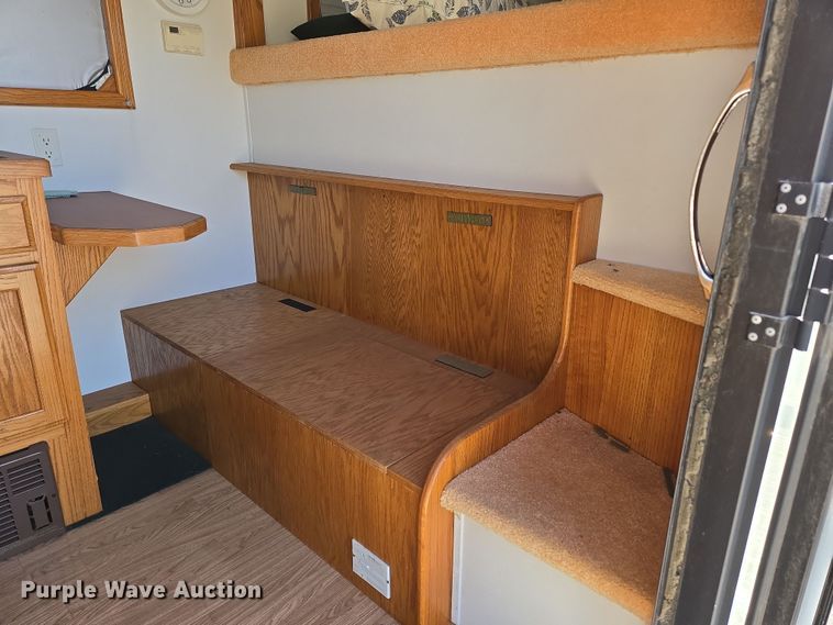 image for item EN3559 2001 Titan Trailer Mfg. Inc. horse trailer