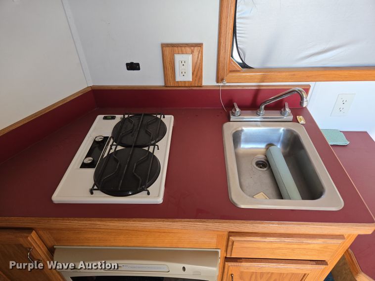 image for item EN3559 2001 Titan Trailer Mfg. Inc. horse trailer