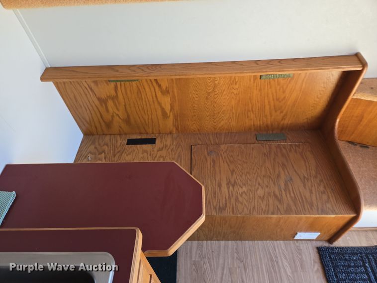 image for item EN3559 2001 Titan Trailer Mfg. Inc. horse trailer