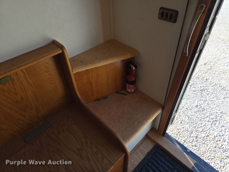 image for item EN3559 2001 Titan Trailer Mfg. Inc. horse trailer