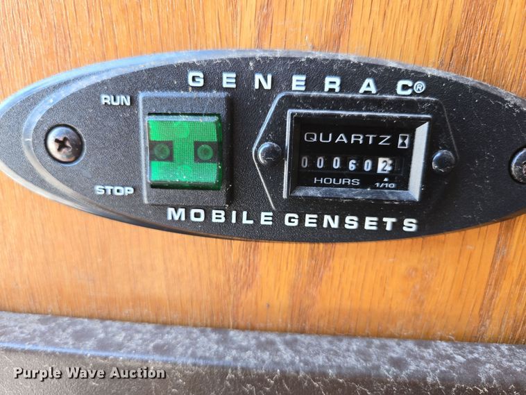 image for item EN3559 2001 Titan Trailer Mfg. Inc. horse trailer