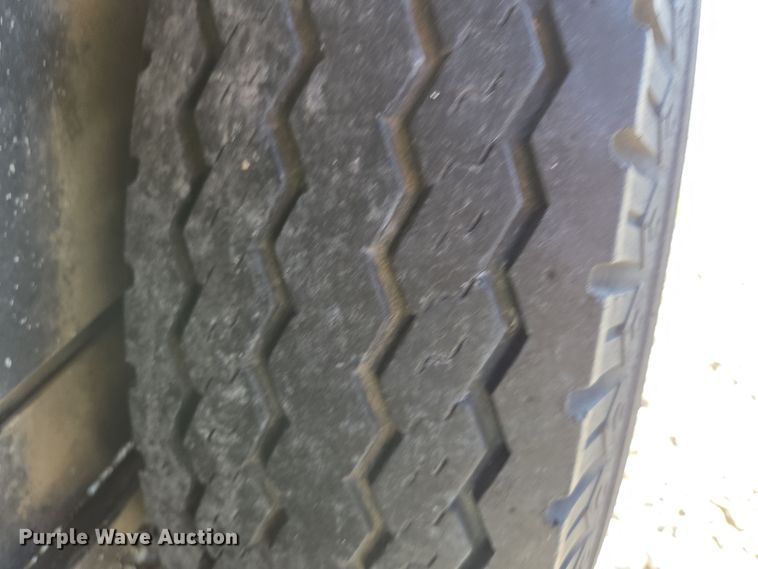 image for item EN3559 2001 Titan Trailer Mfg. Inc. horse trailer