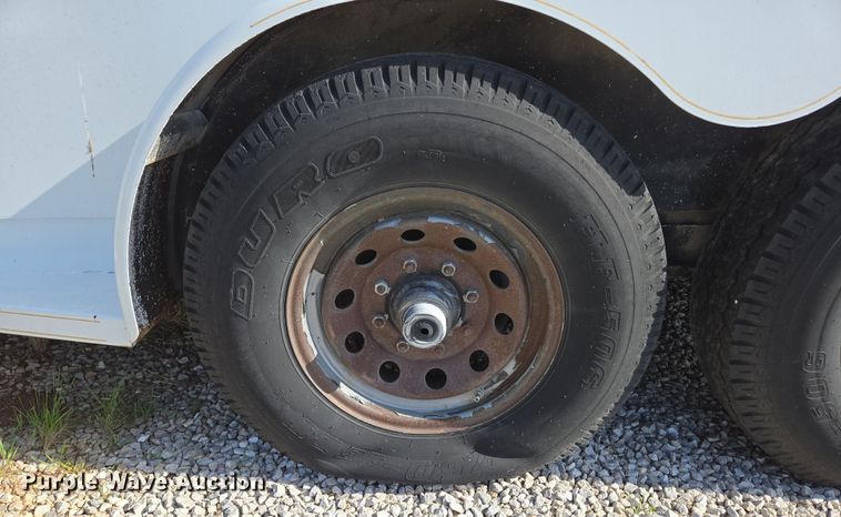 image for item EN3559 2001 Titan Trailer Mfg. Inc. horse trailer