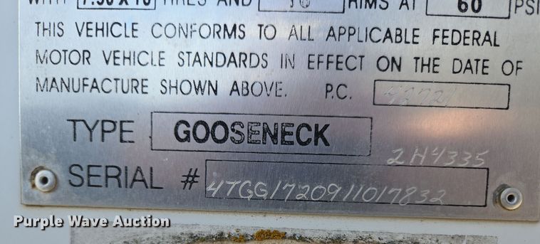 image for item EN3559 2001 Titan Trailer Mfg. Inc. horse trailer