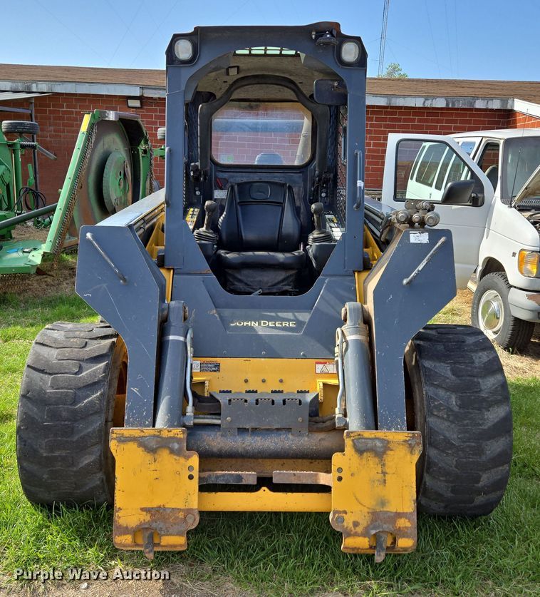 image for item EN3614 2014 John Deere 332E skid steer loader