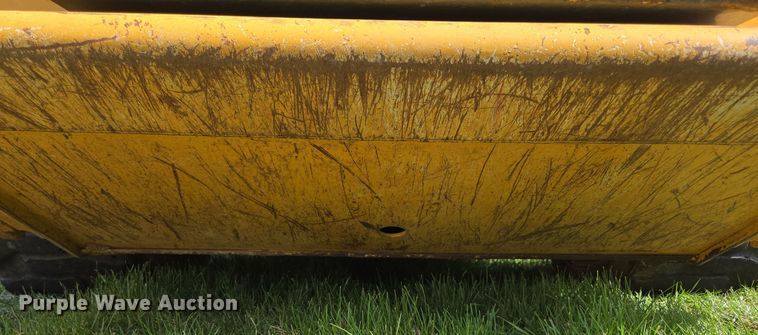 image for item EN3614 2014 John Deere 332E skid steer loader