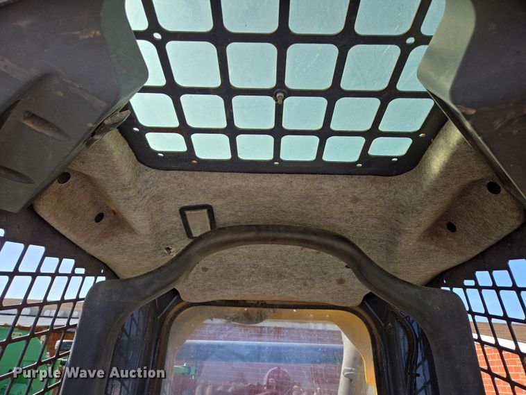 image for item EN3614 2014 John Deere 332E skid steer loader