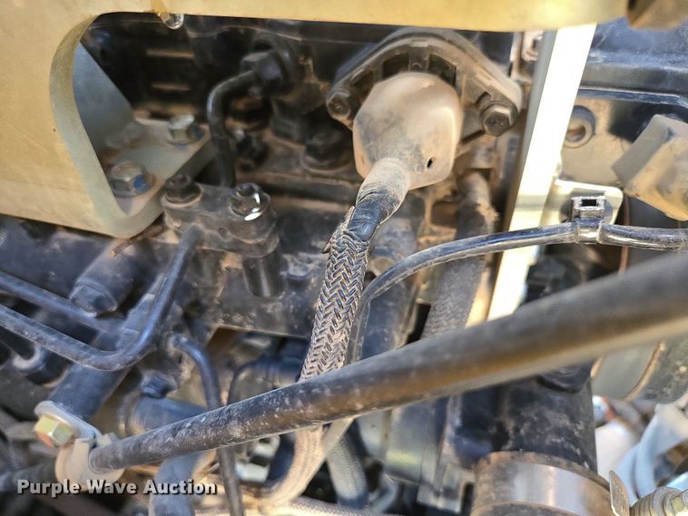 image for item EN3614 2014 John Deere 332E skid steer loader