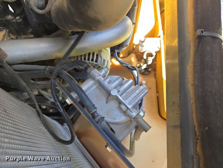 image for item EN3614 2014 John Deere 332E skid steer loader