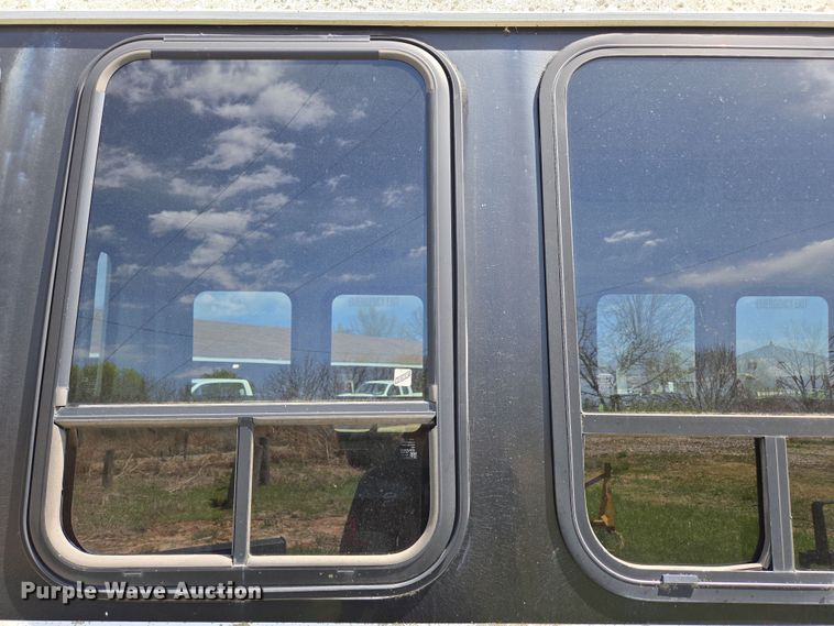 image for item EN3617 1994 Ford E350 shuttle bus