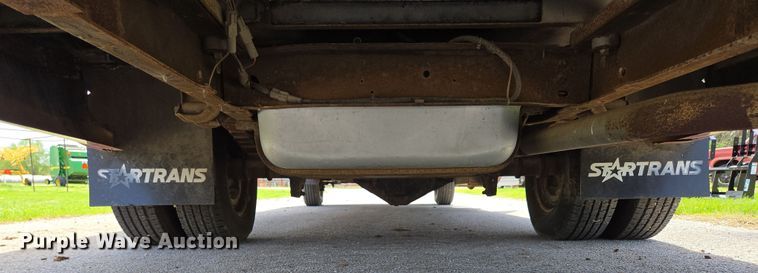 image for item EN3617 1994 Ford E350 shuttle bus