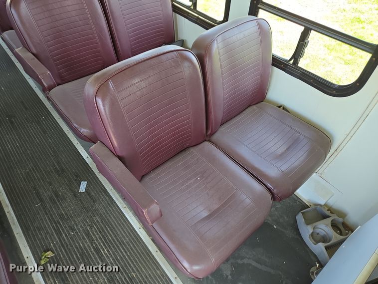 image for item EN3617 1994 Ford E350 shuttle bus